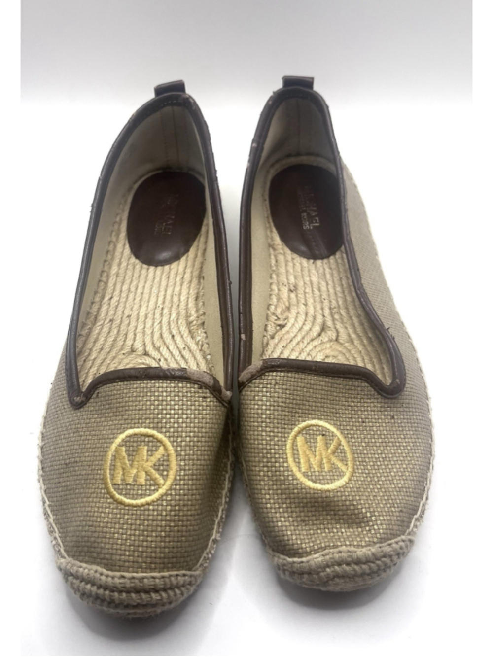 Michael Kors Hastings Espadrille Flats Womens 8 Brown Tan Canvas Gold Logo Shoes - Picture 2 of 9